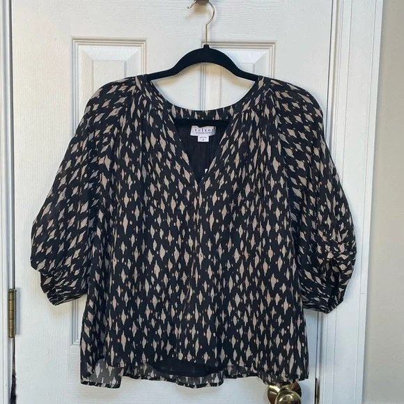 Velvet Graham & Spencer Harmony Nightfall V-Neck Top Women’s Medium NEW W/ TAGS - Picture 4 of 13